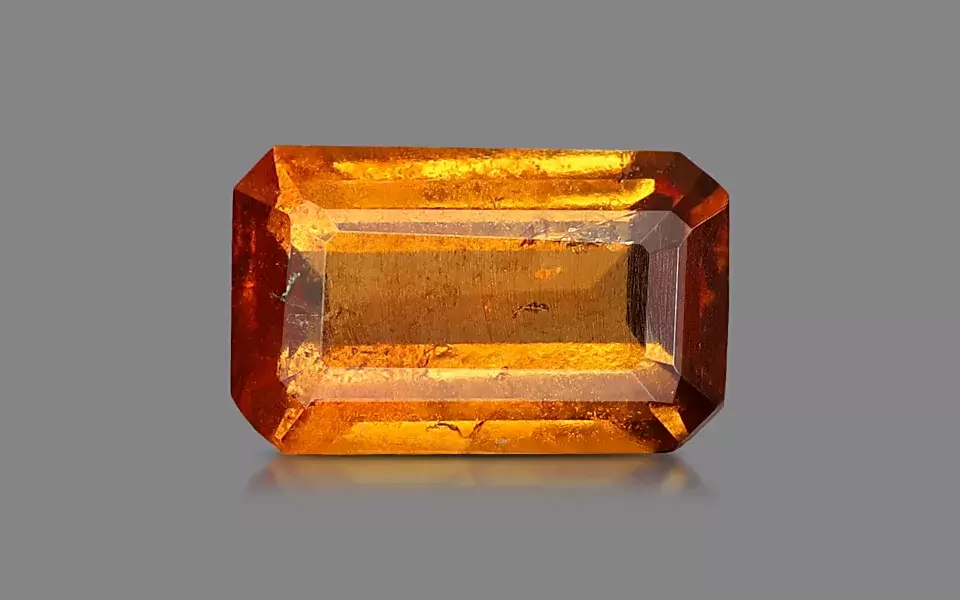 Hessonite (3.98-Carats)