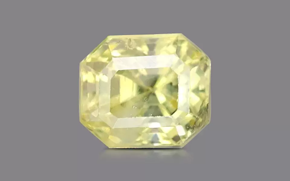 Yellow Sapphire ( 8.87- Carats)